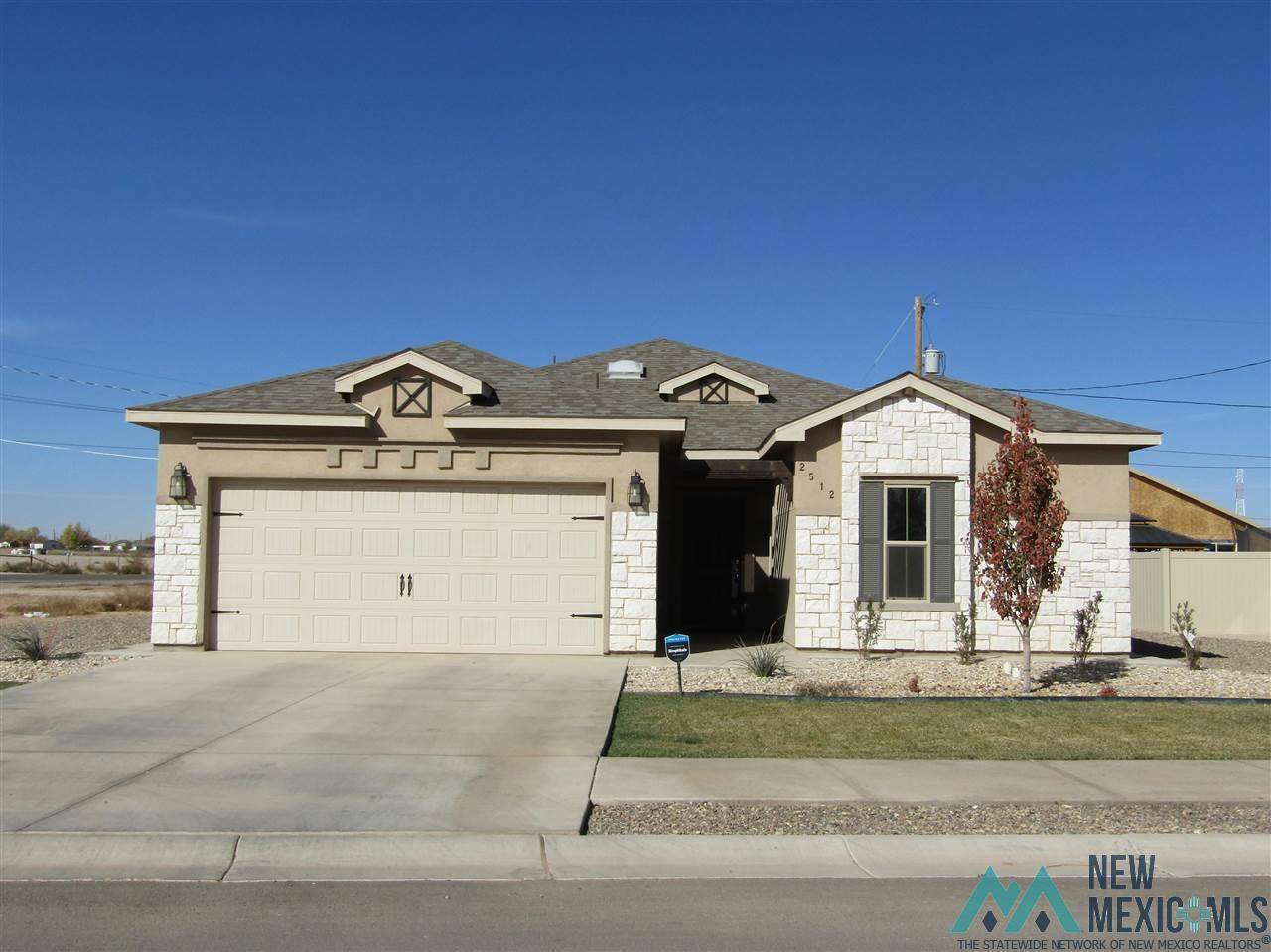 2512 Briscoe Avenue - Photo 1