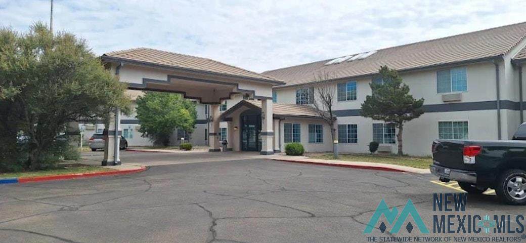 2725 Pennslyvania Avenue - Photo 1