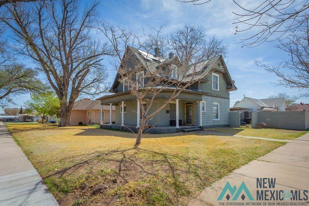 501 Roselawn Ave - Photo 1