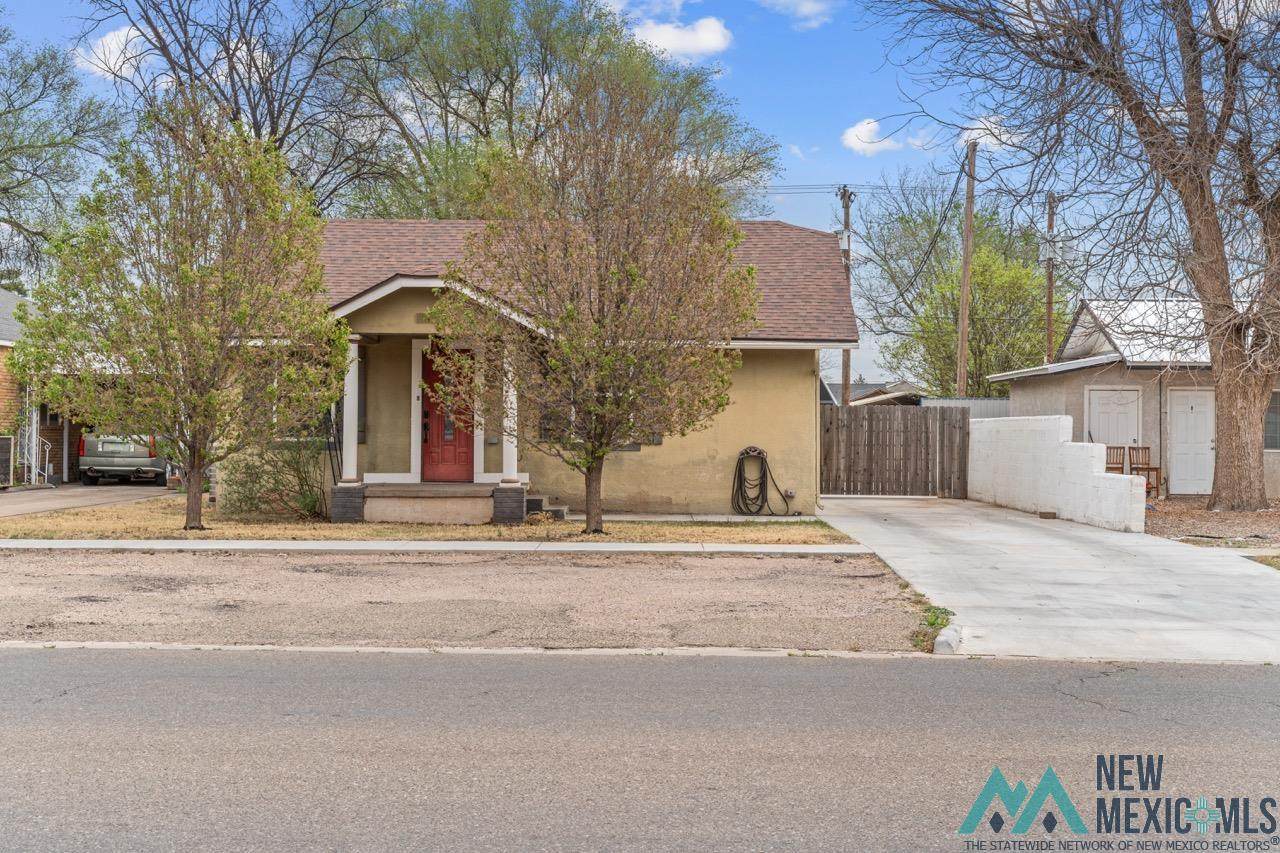 1009 Pile Street - Photo 1