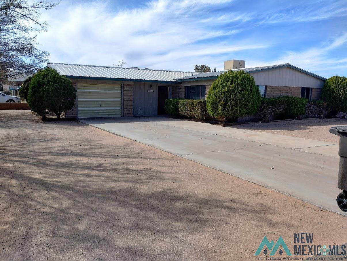 1012 Saddler Street - Photo 1