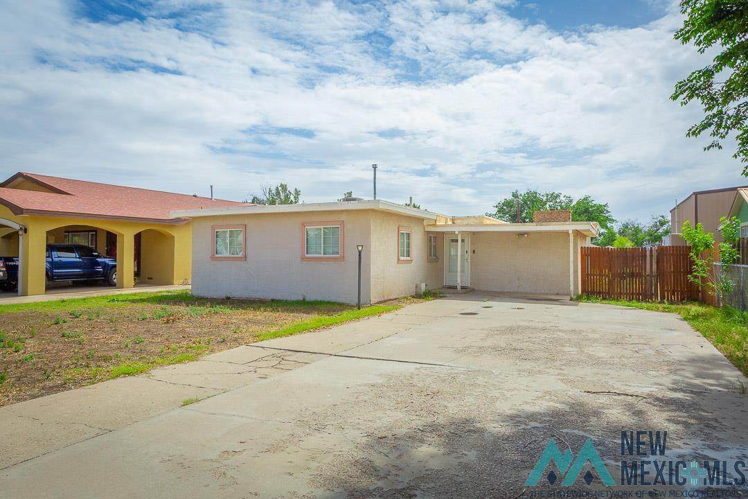 707 Montana Avenue - Photo 1