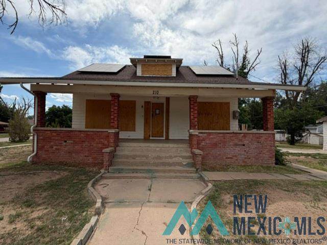 210 8TH St - Photo 1