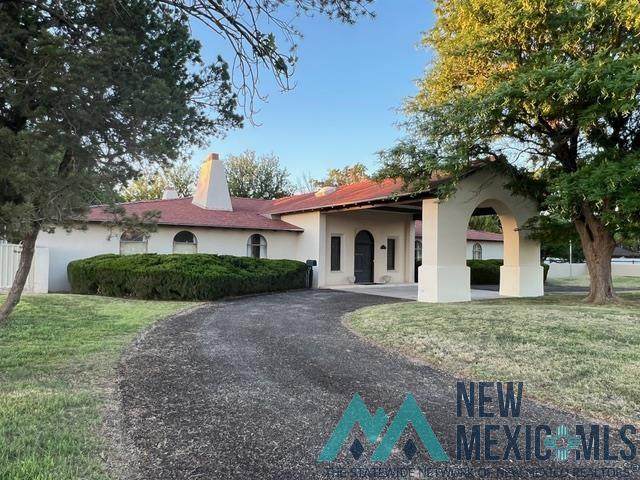 1111 Country Club Road - Photo 1