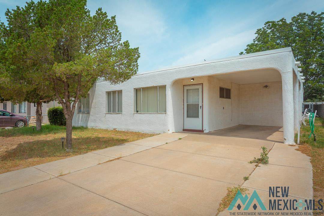 311 Poe St - Photo 1