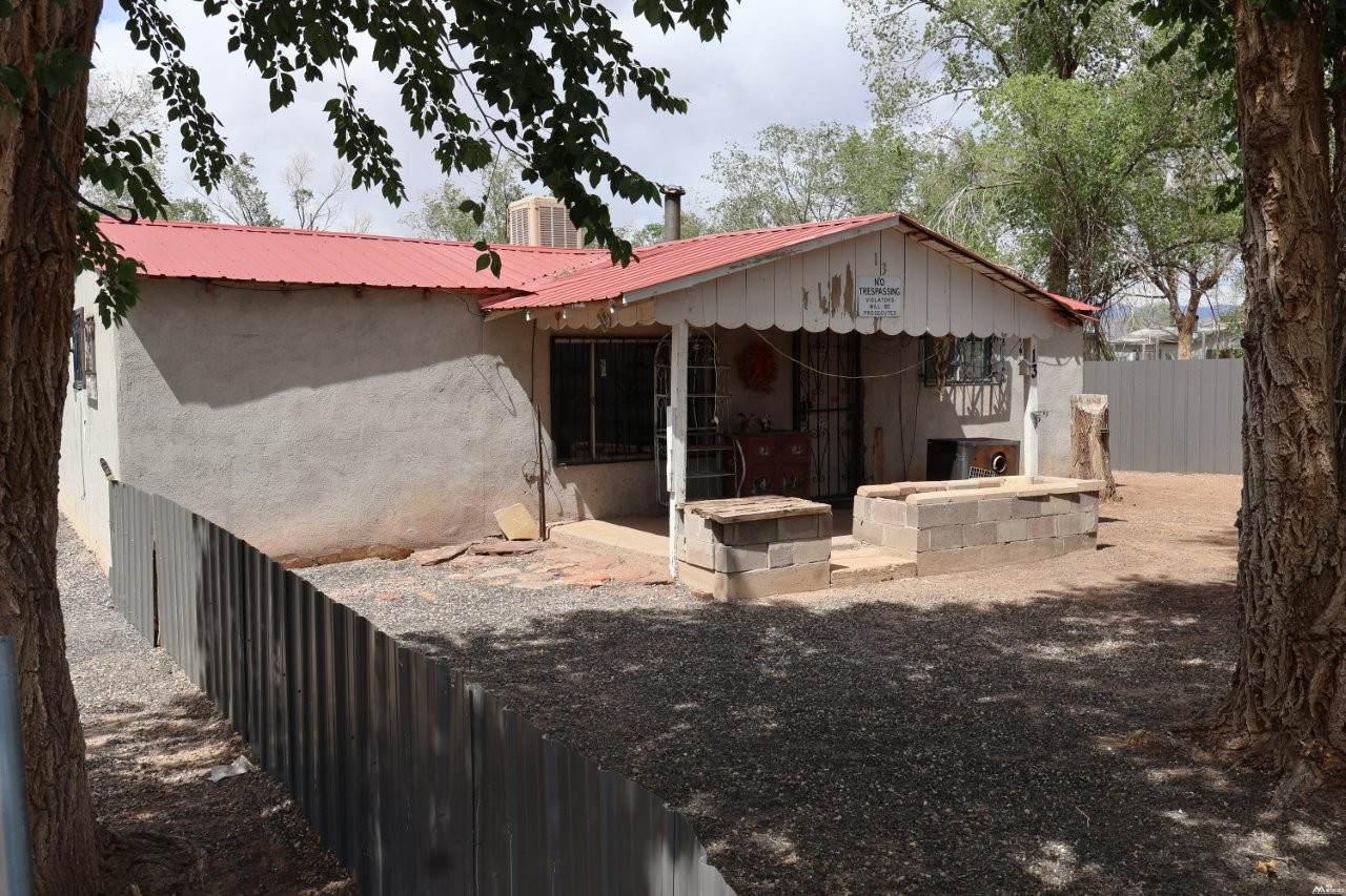 13 Otero Rd - Photo 1