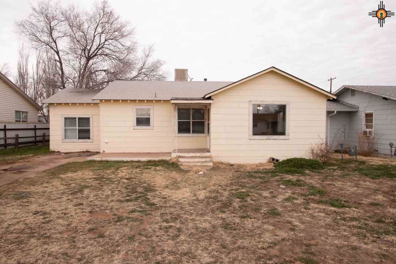 112 Manana Blvd - Photo 1
