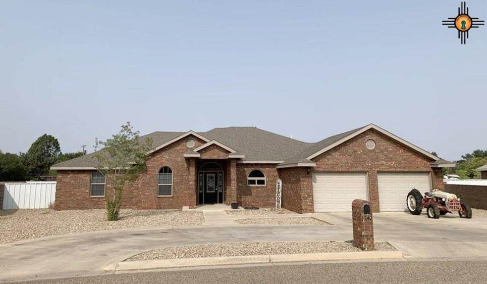 1249 Oakwood Circle - Photo 1