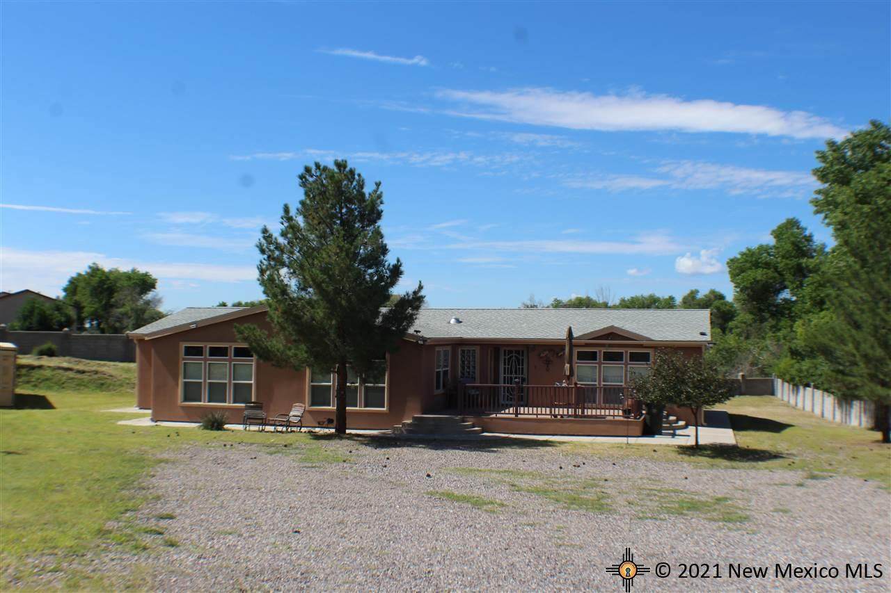 900 Pine - Photo 1