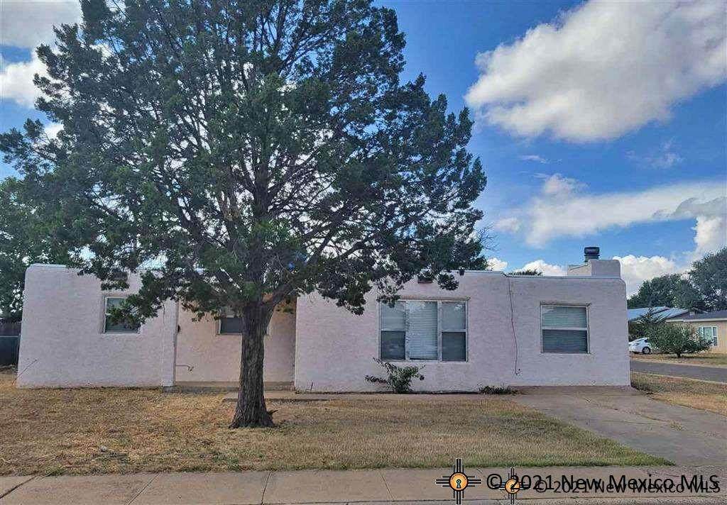 3120 La Luz - Photo 1