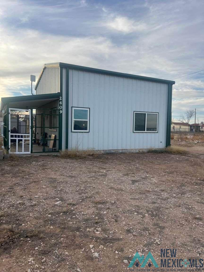 2409 Davis Street - Photo 1