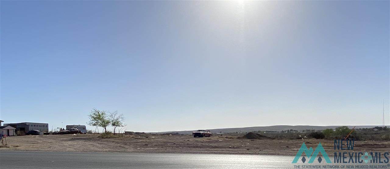 2511 Boyd - Photo 1