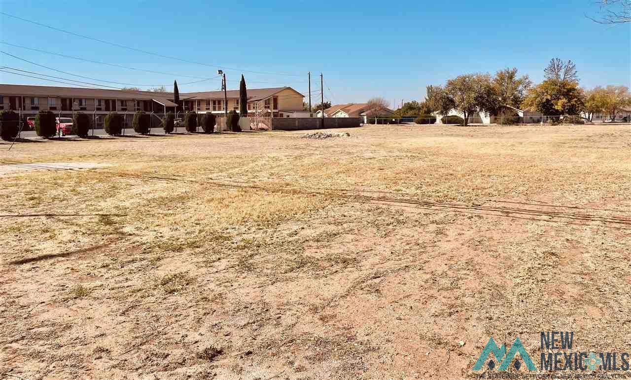 705 Marland Blvd - Photo 1