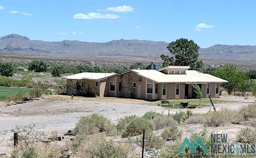 231 Las Palomas Canyon Road - Photo 1