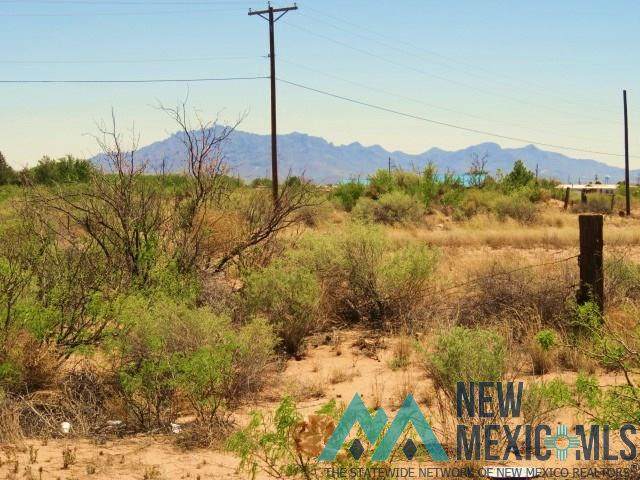 850/880 Arrowhead Ne - Photo 1