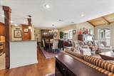 22 Court Villa Drive - Photo 5