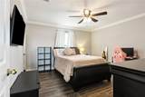 1265 Kings Row - Photo 16