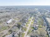 15951 Woodlawn Acres Avenue - Photo 11