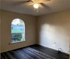 1720 Greenwood Drive - Photo 5