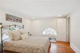 1303 Burgundy Street - Photo 14