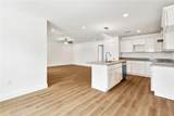 2305 Weyer Street - Photo 5