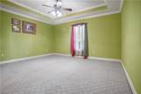17379 Oak Hollow Drive - Photo 6