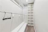 333 Roseland Parkway - Photo 18
