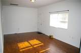 411 Chestnut Street - Photo 3