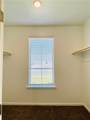 712 Lakeshore Village Drive - Photo 8