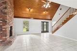 409 Charles Court - Photo 2