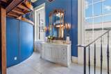 521 Dauphine Street - Photo 15
