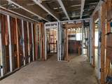 318 Lake Marina Avenue - Photo 7