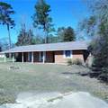 606 Columbia Street - Photo 1