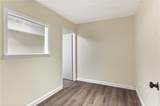 535 Holmes Boulevard - Photo 4