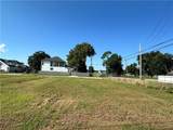 2000 Benjamin Street - Photo 4