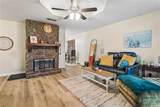 2410 Pelican Street - Photo 2