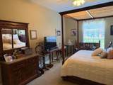 801 Rue Burgundy - Photo 12