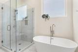 3137 Washington Street - Photo 14