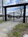 900 Pin Oak Road - Photo 2
