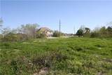 301 Lakeview Drive - Photo 7