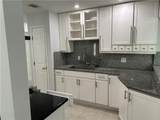 3925 Arizona Avenue - Photo 15