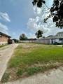 613 Lake Avenue - Photo 2