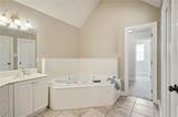 305 Charles Court - Photo 11