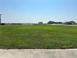 2064 Lakeshore  S Boulevard - Photo 16