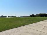 2064 Lakeshore  S Boulevard - Photo 18