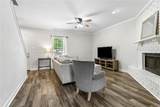 4104 Chateau Boulevard - Photo 3