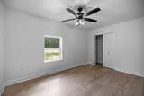 48076 Woodhaven Road - Photo 10