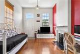 2527 Laurel Street - Photo 2