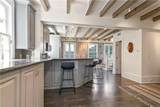 933 Orleans Avenue - Photo 10