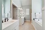213 Hawthorne Hollow Drive - Photo 17